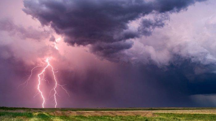 Prakiraan Cuaca Sumsel Hari Ini 18 November, Masyarakat Diimbau Waspada Hujan Lebat Disertai Petir