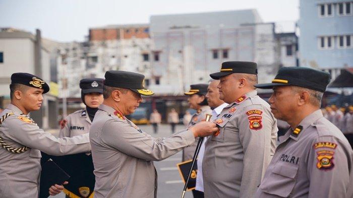 Kaposek Belitang III Iptu Jhoni Albert Raih Pin Emas dari Kapolda Sumsel, Ini Prestasi Ditorehkannya