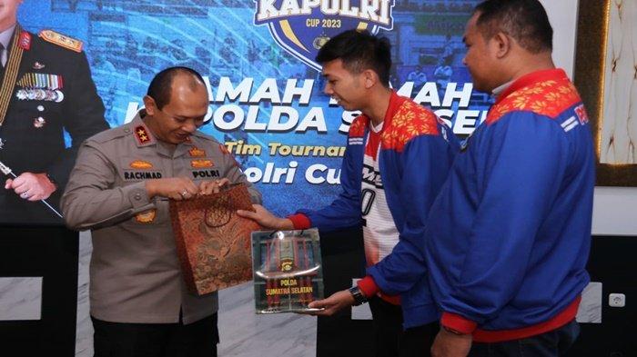 Tim Bola Voli Sumsel Tampil di Turnamen Kapolri Cup 2023, Kapolda Sumsel Apresiasi Semangat Pemain