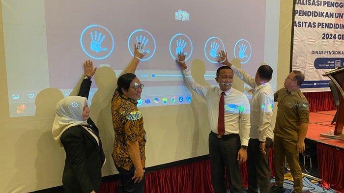 Bidik Peningkatan Kapasitas Pendidik, Kadisdik Kota Palembang Launching Aplikasi Yang Tersinergi