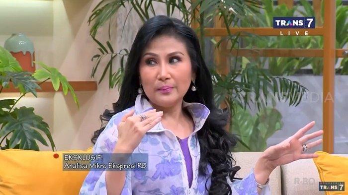 Lita Gading saat diundang di salah satu acara TV