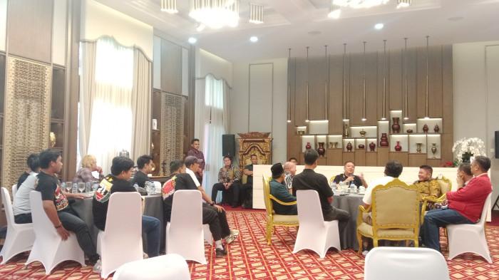 Breaking News: Manajemen Sriwijaya FC Temui Gubernur Sumsel Herman Deru Bahas Nasib Elang Andalas