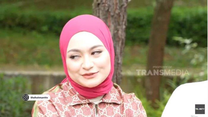Hubungan Tengah tak Baik, Nathalie Holscher Pasang Badan Bela Putri Delina: Enggak Boleh Gitu