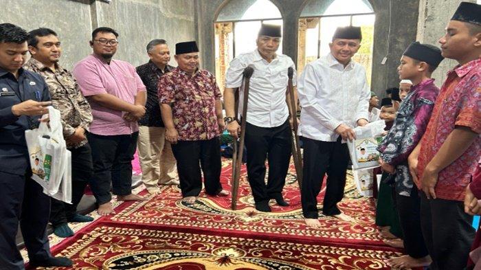 Tutup Safari Ramadan 2024, PT Pamapersada Nusantara Bersama Pj Gubernur Sumsel Santuni Anak Yatim