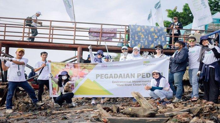 BUMN Youth Environmental Movement, "Musi River Clean Up" Buang Sampah Sama Dengan Buang Emas