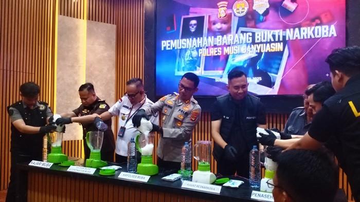 Polres Muba Musnahkan 3 Kg Narkotika Jenis Sabu Senilai Rp3 Miliar, 30 Ribu Warga Terselamatkan