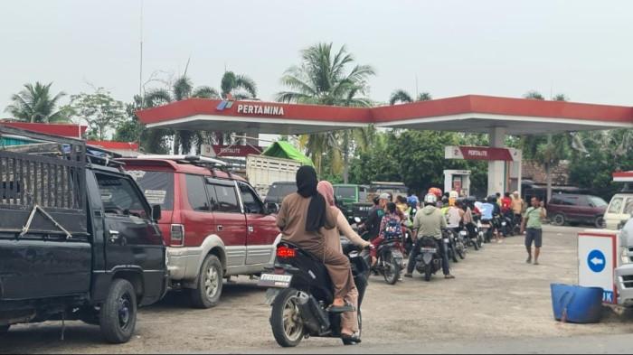 Penjelasan Pertamina Soal Kendaraan yang Telat Bayar Pajak Dilarang Isi BBM Subsidi