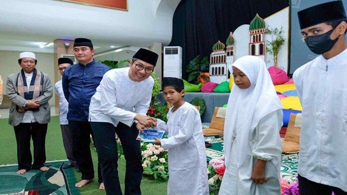 Santuni Yatim dan Dhuafa, Kilang Pertamina Plaju Jadikan Rasa Syukur Sebagai Energi