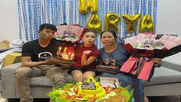 Rara LIDA Rayakan Ulang Tahun Ibu dan Adiknya, Ralova Ikut Turun Tangan, Kondisi Rumah Terungkap!
