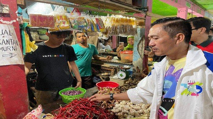 Gerak Cepat Pj Wako Ratu Dewa Antisipasi Tingginya Harga Cabai di Palembang