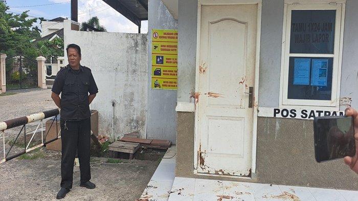 Detik-detik Aksi Pembacokan Security Perumahan Puri Tanjung Asri Kalidoni oleh Pria Misterius