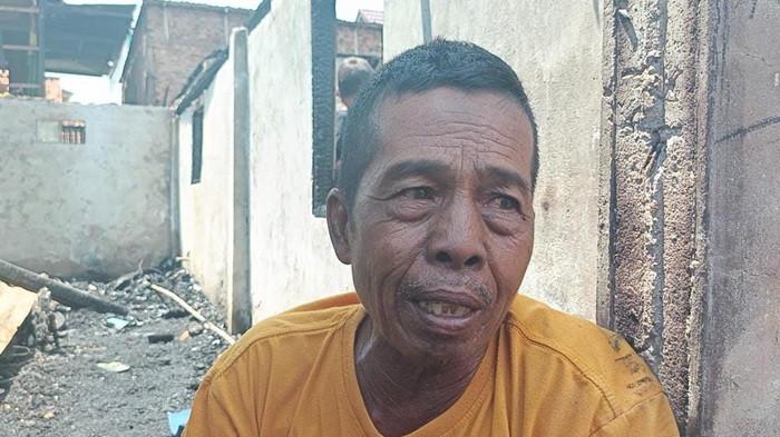 Deja Vu Pahit di Lorong Wakaf, Trauma Sukarman Disulut Api di Puing yang Sama Setelah 27 Tahun