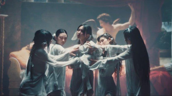 Translate Lirik Lagu Cool With You - NewJeans, Lagu Utama di Album Get Up, Tentang Perasaan Mendalam