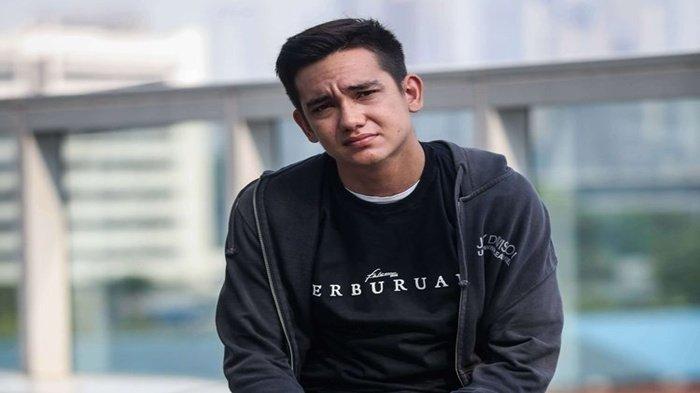 Aktor Ganteng Ini Nyambi Jadi Gamer, Penghasilannya Sangat Besar, Pernah Tidak Naik Kelas 2 Tahun