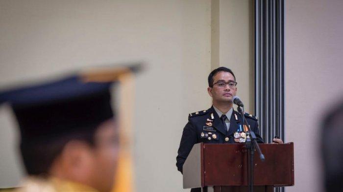 SATU-satunya Pamen Berpangkat AKBP Dampingi 8 Jenderal, Doktor Pertama Kepolisian Ini Tak Grogi