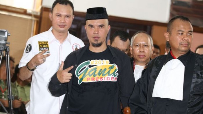 Ahmad Dhani Tulis Status Akan Ungkap Kebenaran, Netizen Penasaran Tentang Kebenaran Maksud Dhani
