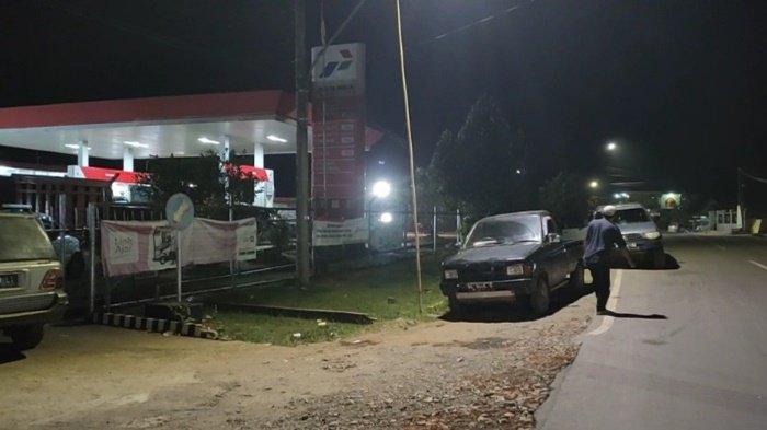 Sopir Rela Antre Hingga Tengah Malam untuk Dapat BBM Solar di SPBU Beracung Talang Ubi PALI