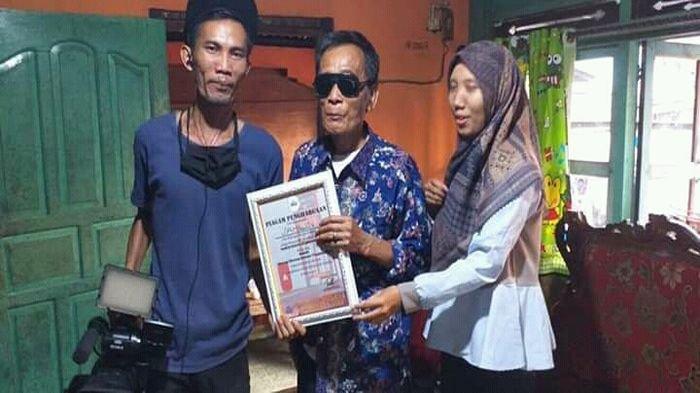 Dahulu Dipandang Sebelah Mata, Kini Ardi Arpandi Sudah Jadi Idola, Penyanyi Tenar, dan Punya Nama - ardi6jpg.jpg