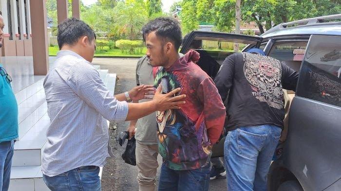 Ayah Muda di Pangandaran Bunuh Bayinya Berusia 8 Bulan, Keluarga Korban Minta Pelaku Dihukum Mati