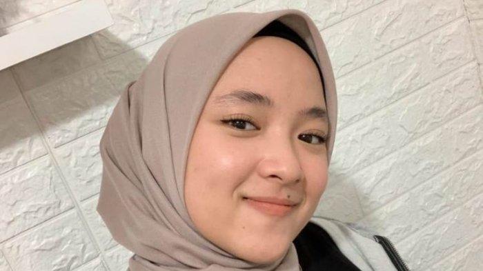 TAK Kuat Menahan Malu, Rumah Tangga Anaknya Kerok, Ibunda Ayus Drop Dilarikan ke RS:Tolong Lepaskan