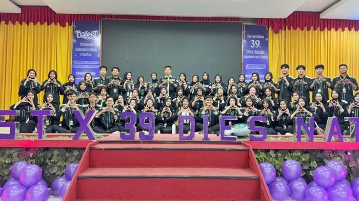 BAFEST 2025 - Antusiasme peserta dari berbagai kampus top Indonesia buktikan BAFEST 2025 jadi momentum penting dalam mencetak mahasiswa berdaya saing global.