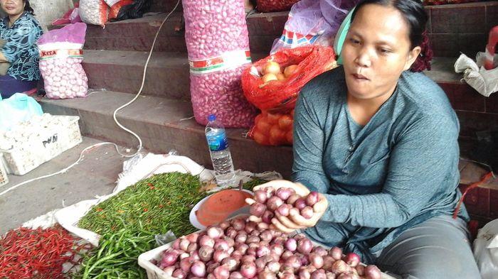 Bawang Merah dan Ayam Ras Sokong Inflasi Palembang 0,13 Persen Selama Mei 2020