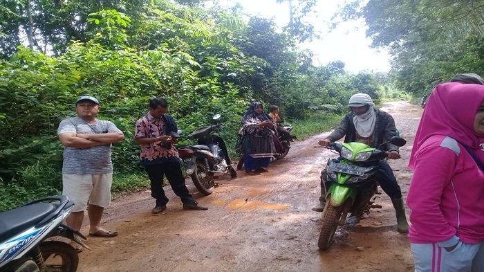 Detik-detik Seorang Guru Perempuan Selamat dari Aksi Begal Bermobil Saat Senpi Mengarah ke Jidat
