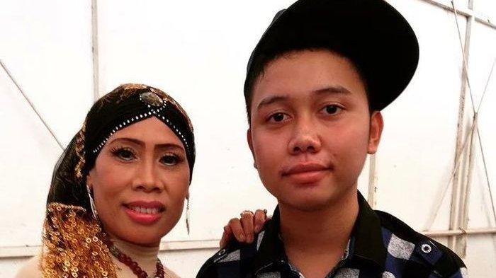 Belum Genap Sebulan Omas Wafat, Anak-anaknya Kini Terpaksa Jadi Tulang Punggung Keluarga: Cari Uang