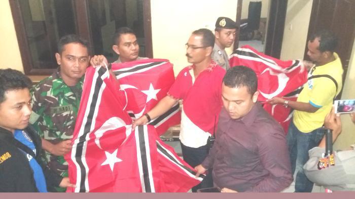 TNI dan Polri Amankan Bendera Bintang Bulan di Nagan Raya