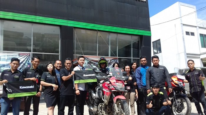 Bikers Kenamaaan Stephen Langitan Sambangi Kawasaki KM 9 Palembang