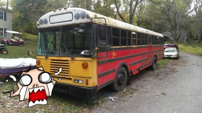 Disebut Bodoh Beli Bus Rusak dan Tua, 9 Bulan Kemudian Pasangan Ini Buat Semua Melongo