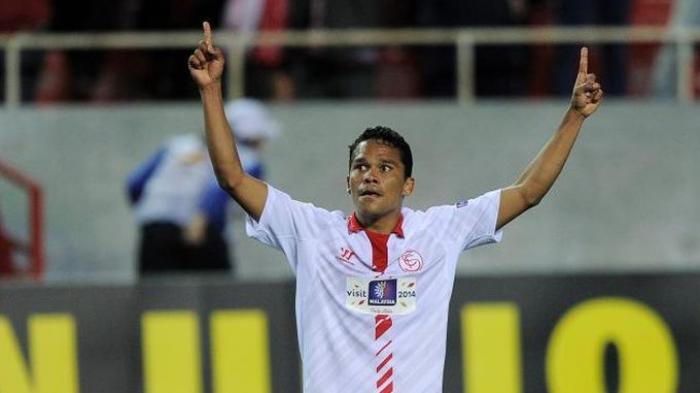 Sevilla Kalahkan Valencia 2-0
