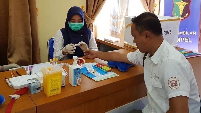 Seluruh Anggota Polres Muratara Mengikuti Pemeriksaan Kesehatan oeh Biddokkes Polda Sumsel