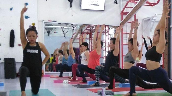Yoga Bisa Bantu Turunkan Berat Badan, Begini Caranya