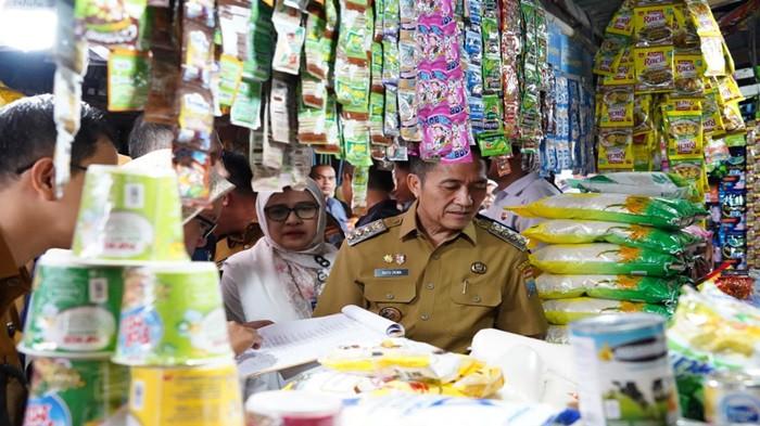 Harga Kebutuhan Pokok Stabil, Walikota Ratu Dewa Pastikan Stok Aman