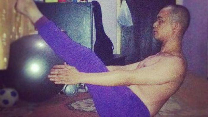 Berkat Yoga Pria Ini Selamat dari Kelumpuhan