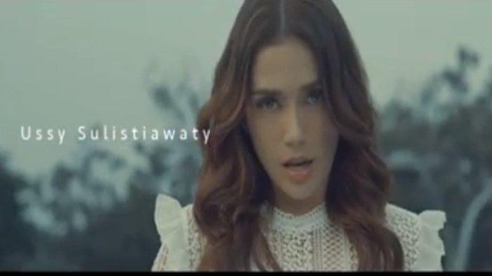 Download dan Lirik Lagu Hadijah (Hanya Dirimu Saja) Ussy Sulistiawaty, Lengkap dengan Video Klip