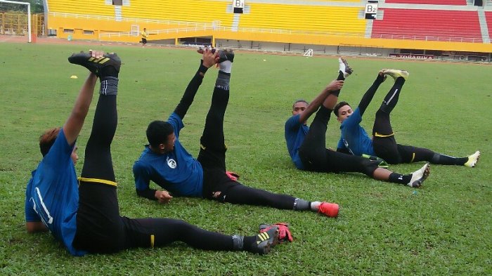 Teja Diragukan Tampil, Lessa Siapkan Sandy Kawal Gawang SFC