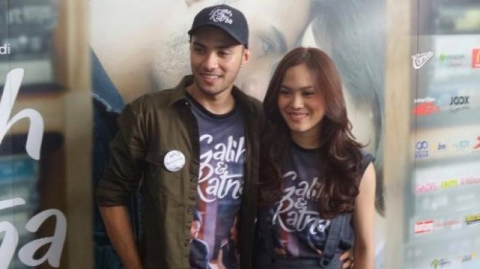 Sheryl Sheinafia Gugup Saat Memeluk Refal Hady