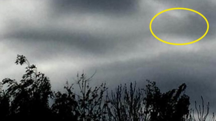 Bikin Merinding, Diluar Sedang Mendung, Lihat Apa yang Berhasil Dipotret oleh Pria ini