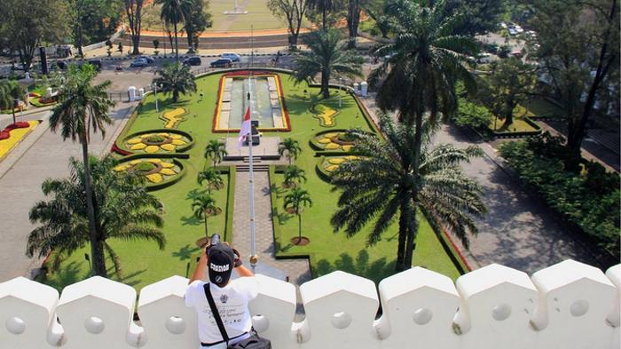 Cerita Mistis yang Bikin Merinding, Penampakan Hantu Bule di Lantai IV Gedung Sate Bandung