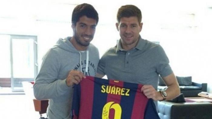 Luis Suarez Puji Mental Steven Gerrard