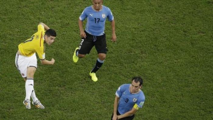 Gol James Rodriguez Kalahkan Sundulan Terbang RvP