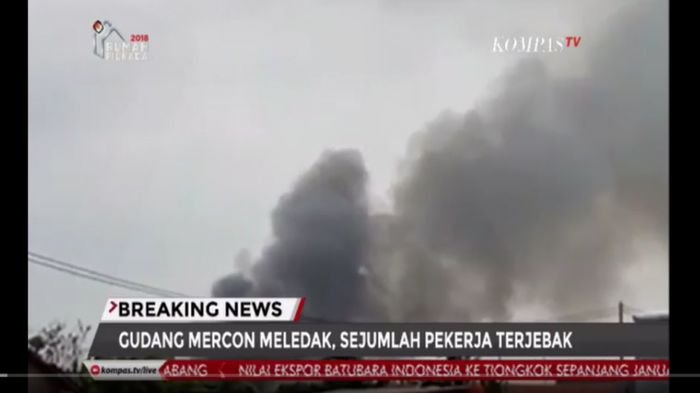 Pabrik Petasan yang Meledak di Kosambi , Awalnya Usaha Pengayakan Pasir