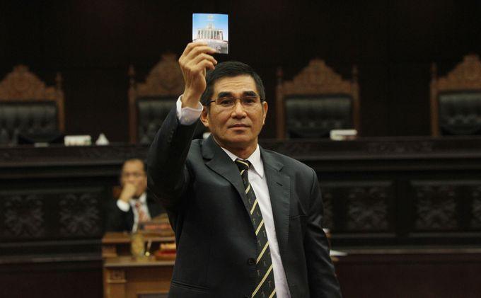 Mahfud MD Puji Hamdan Zoelva