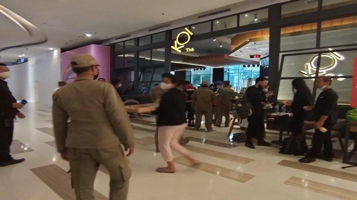 Sidak Hari Pertama PPKM Mikro di Palembang, Petugas Gabungan Bubarkan Pengunjung yang Masih Ngopi