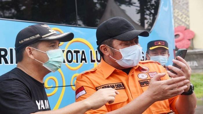 Tinjau Posko Perbatasan Sumsel - Bengkulu, Herman Deru Video Call dengan Gubernur Rohidin Mersyah