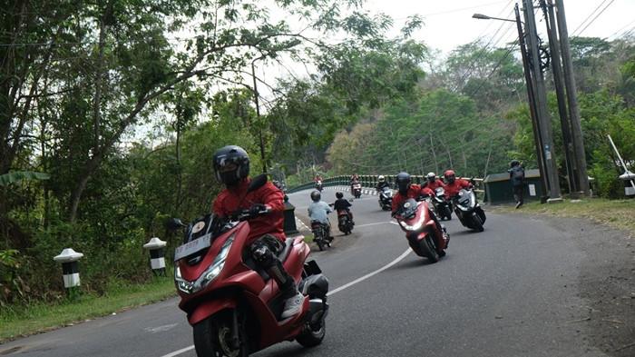 Semarak Puncak Honda Bikers Day 2025, Puluhan Ribu Bikers akan Kunjungi Garu