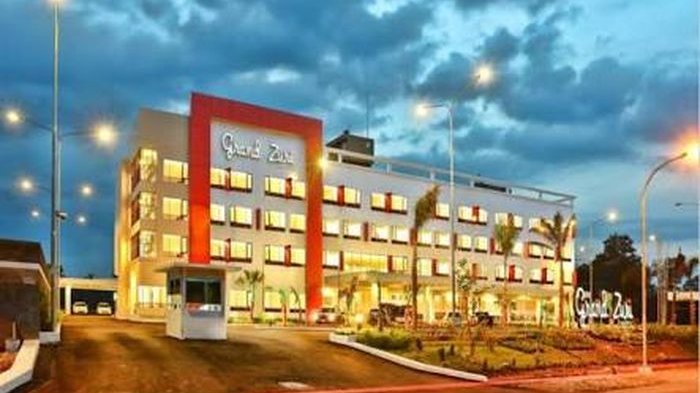 Sambut 2018 Hotel Grand Zuri Lahat Datangkan Artis Duo TQLA