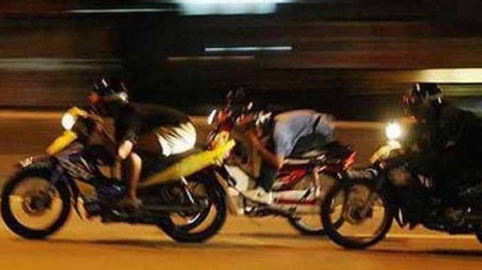 Polisi Sebut Motif Ini. Remaja 13 Tahun Dibacok Geng Motor di 5 Palembang, Pelaku Masih Berkeliaran!